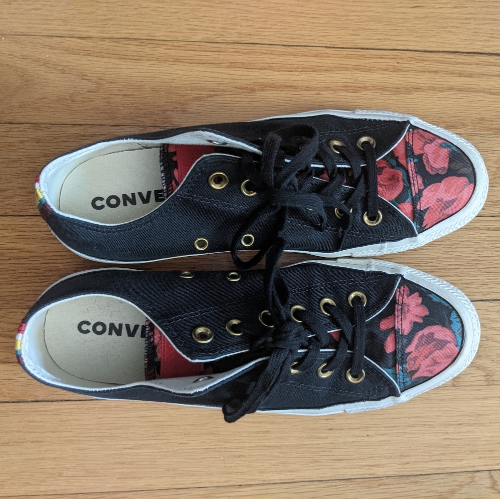 Rose Converse